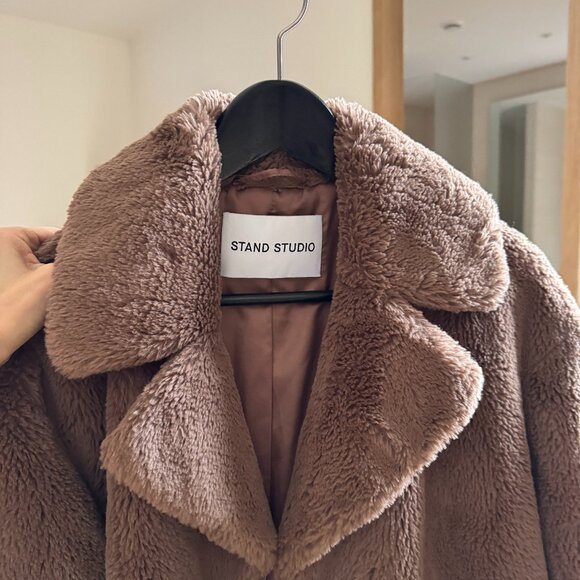 Stand Studio Beige Maria Faux-Fur Coat  Size Small - Picture 3 of 10